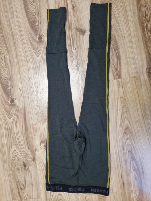 Odzież termiczna legginsy Helly hansen 11-12lat 152cm