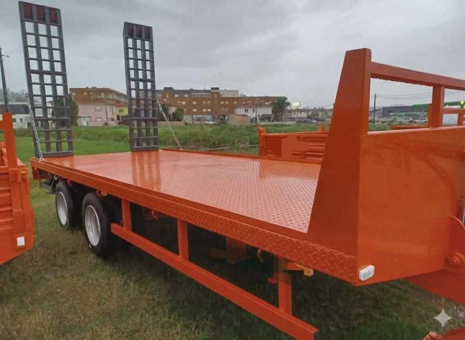 Reboque agricola estrado porta maquinas 14000 kg - Novo