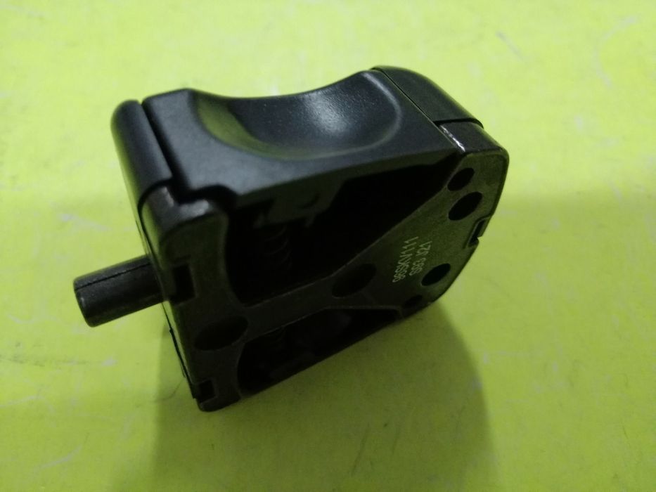 Punho / Fecho do vidro lateral Vw Transporter T4 NOVO