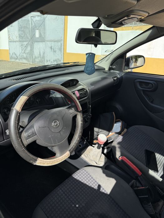 Opel corsa   C gasolina