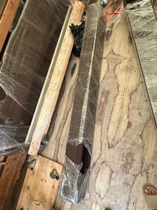 Cama de casal em boas condiçoes