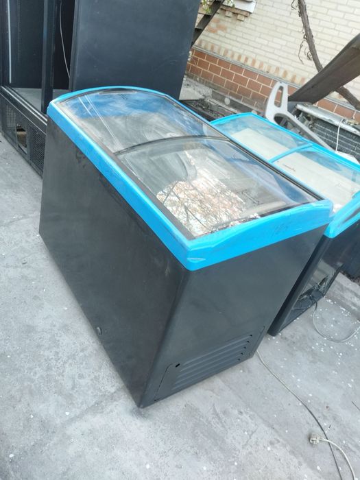 Продаж Ларі  Морозильні 300 л