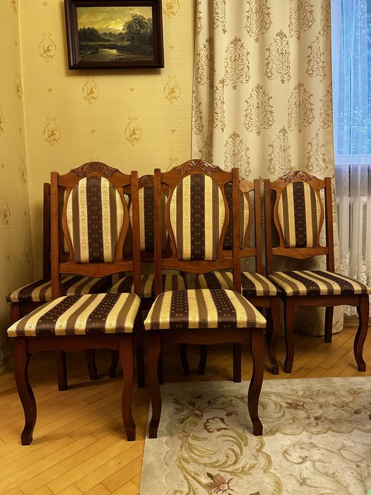 Продаю!!! Добрі крісла .