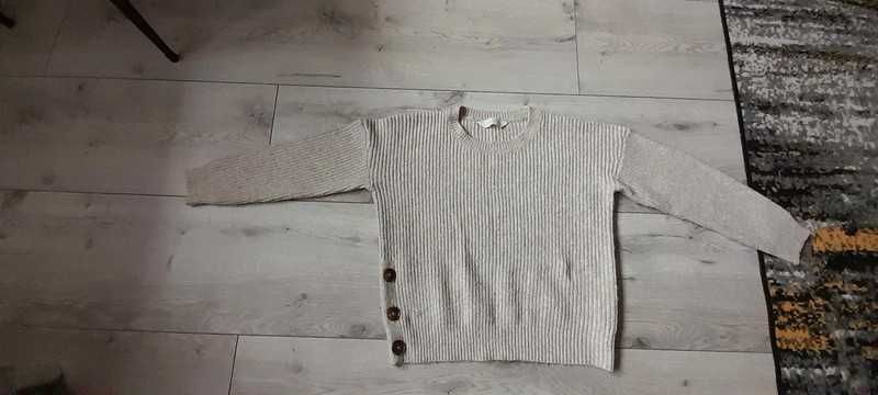 Gruby beżowy sweter.Primark