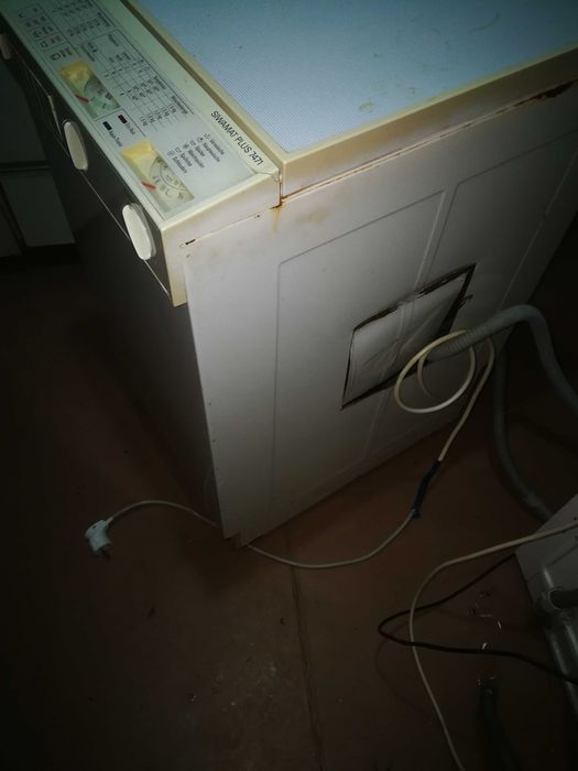 Продам стиральную машину на з/п