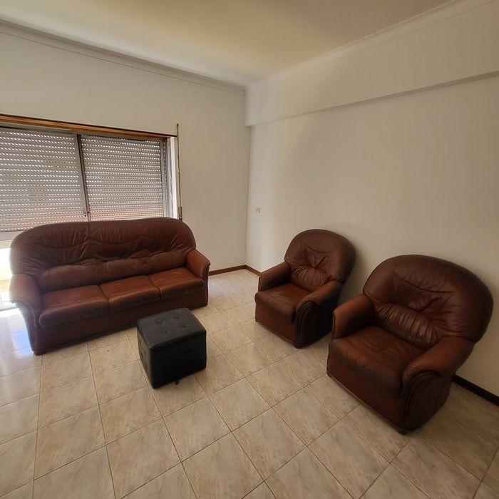 Sofá e 2 cadeirões
