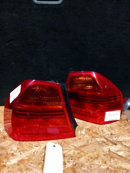 Farolim trás stop esquerdo e direito BMW E90