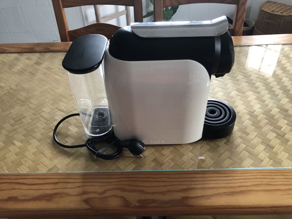 Maquina de cafe Delta como nova, a bom preço