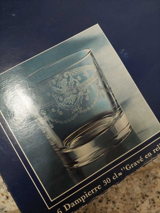 Vendo conjunto copos whisky Cristal d'arques.  Novos.