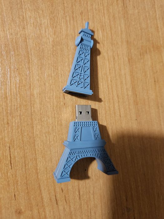 Pendrive wieża Eiffla