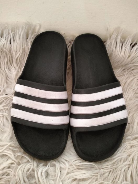 Chinelos Natação Adidas Tam 35.5