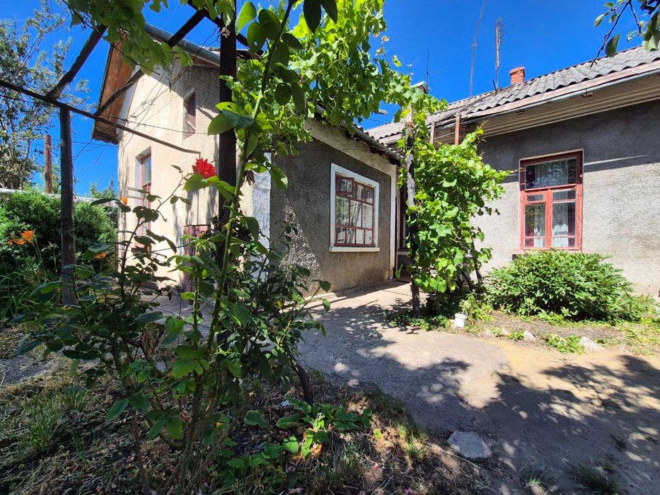 Продам 3 кімнатну квартиру з власним двориком Подільськ Одеська обл