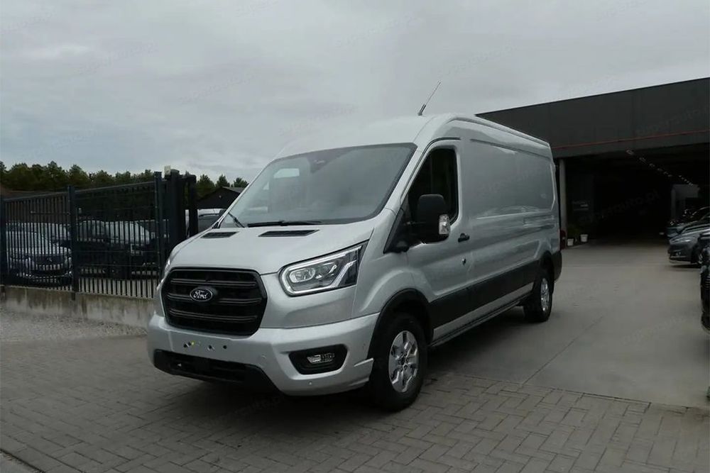 Ford Transit 350 L3H2 Limited A8 2.0 165KM  Podgrzewane fotele/kierownica !! Wyłożenie paki !!