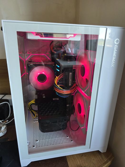 Продам системный блок ryzen 2700x, 3070, 16ddr4
