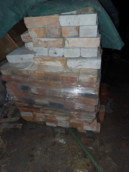 Cegła z rozbiórki czysta