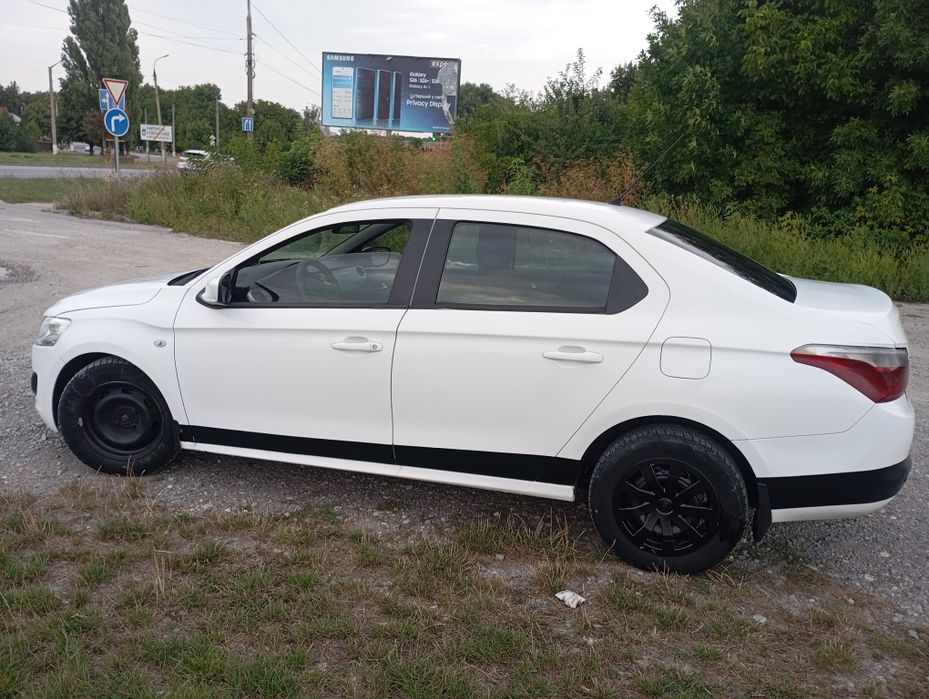 автомобіль  Сітрoен 2013рв 1.6дизель