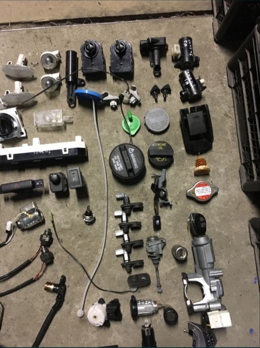 Suzuki Grand Vitara Кнопка переключатель регулятор датчик привод Шрот