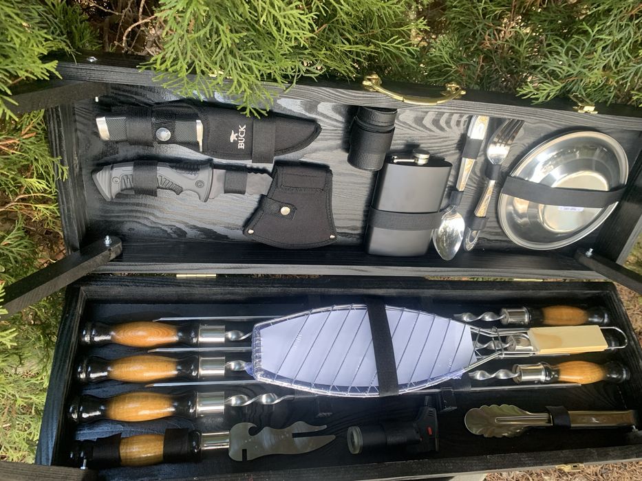 Подарочные Шампура в кейсе-столике для барбекю гриля мужу куму брату