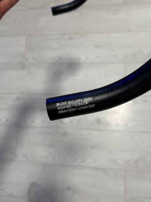 Руль шоссейный bontrager