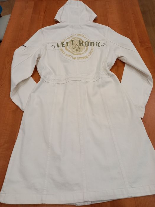 Sobretudo de senhora em ganga branca