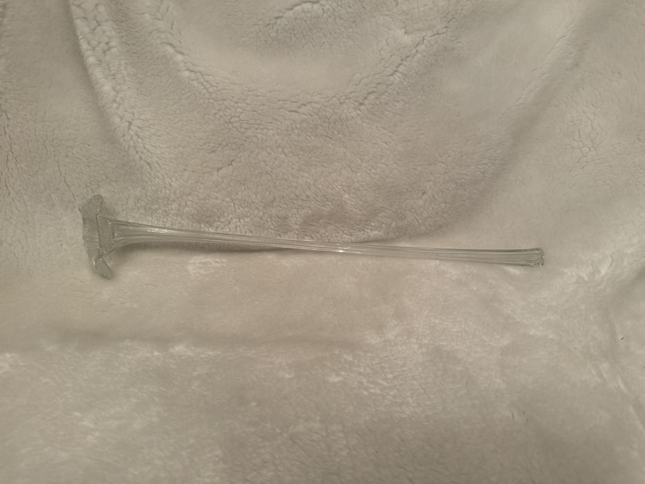 Велика кришталева квітка ручної роботи в ідеальному стані