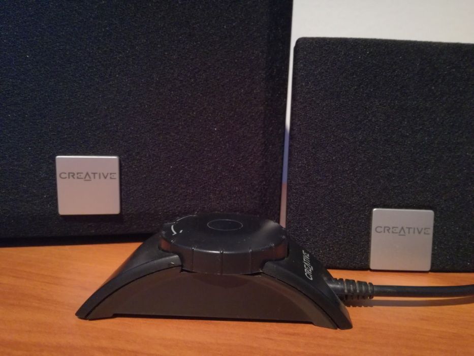 Colunas Surround 4.164283958092035122