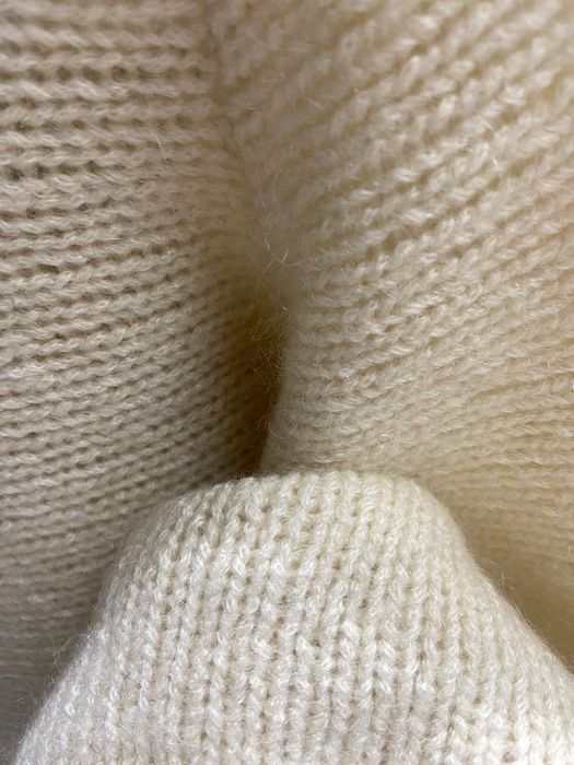 Śliczny sweterek wełna mohair nowy