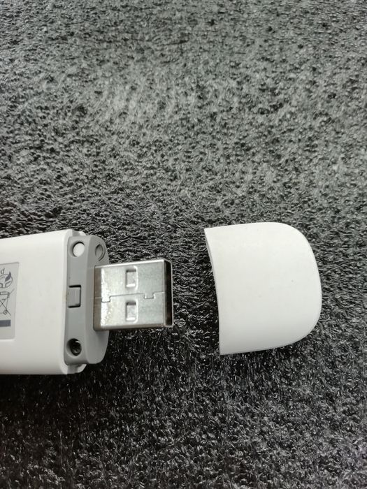 Роутер Huawei E173