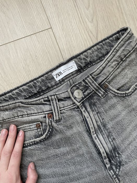 Прямі джинси Zara