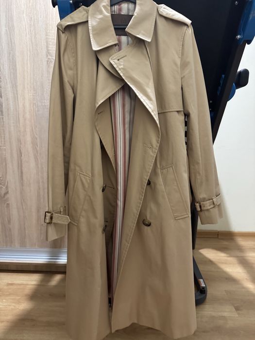 Бежевий тренч Massimo Dutti