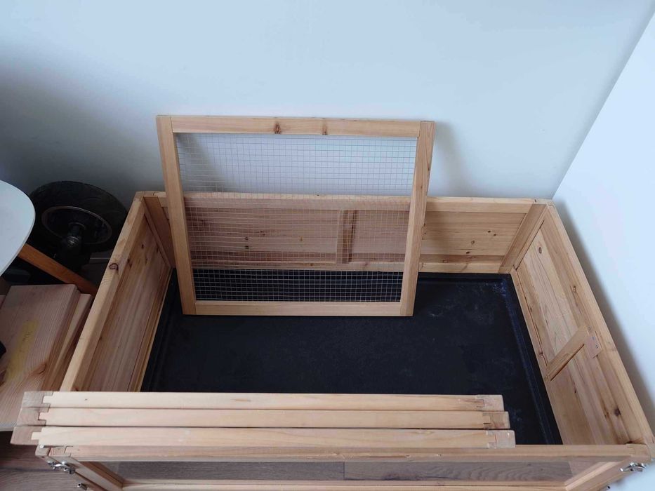 Wybieg dla jeża pigmejskiego/świnek morskich