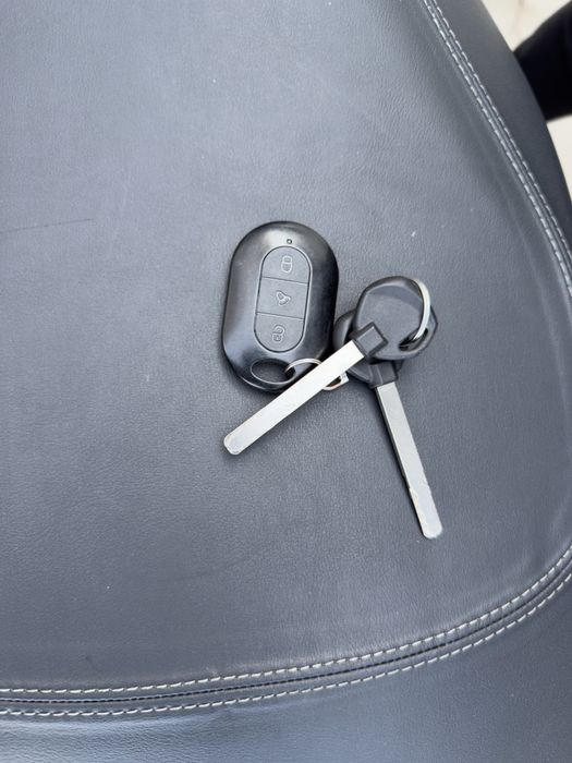 Електроскутер (мопед)