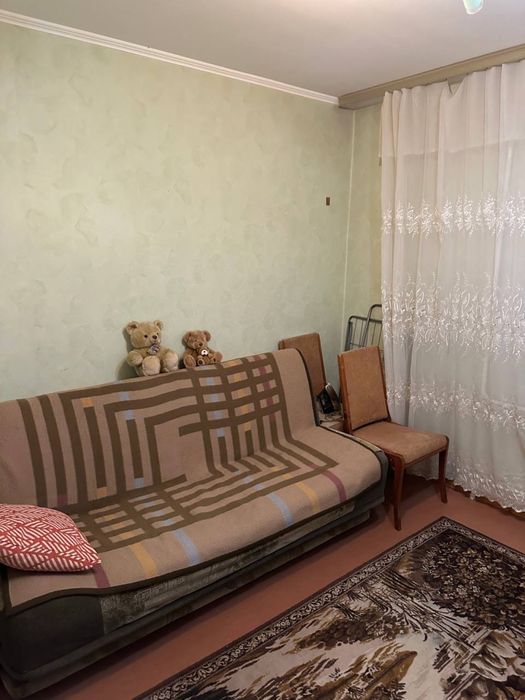 Оренда кімнати на Вишеньці для дівчини. Келецька Ващука Ринок Вишенька