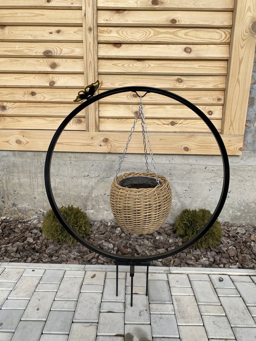 Садовий декор / Металеве кільце для підвісних кашпо