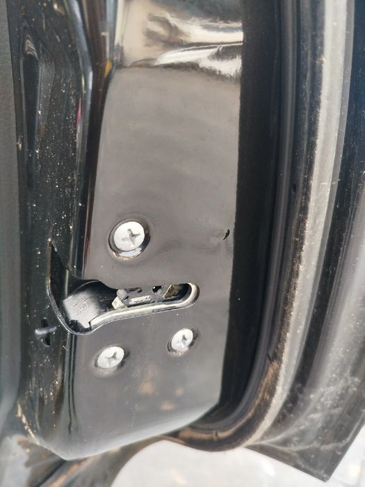 Fechadura / fecho porta trás direito NISSAN Qashqai II (J11)