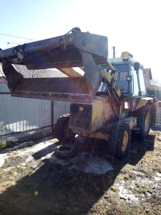 Трактор Jcb 3CX 4л двигун