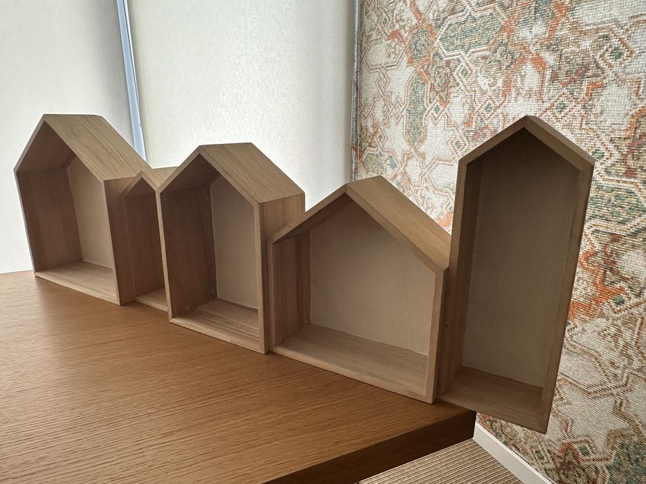 Prateleira de quarto de criança