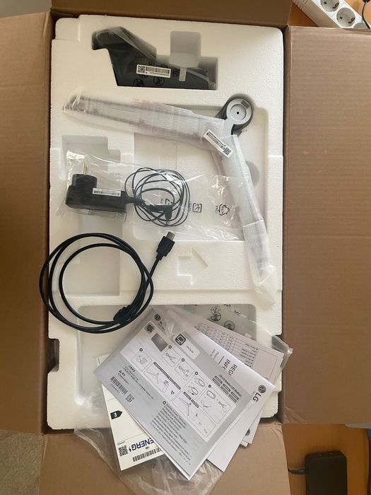 Monitor Gaming LG 24MP60G-B (24'' - 1 ms - 75 Hz)