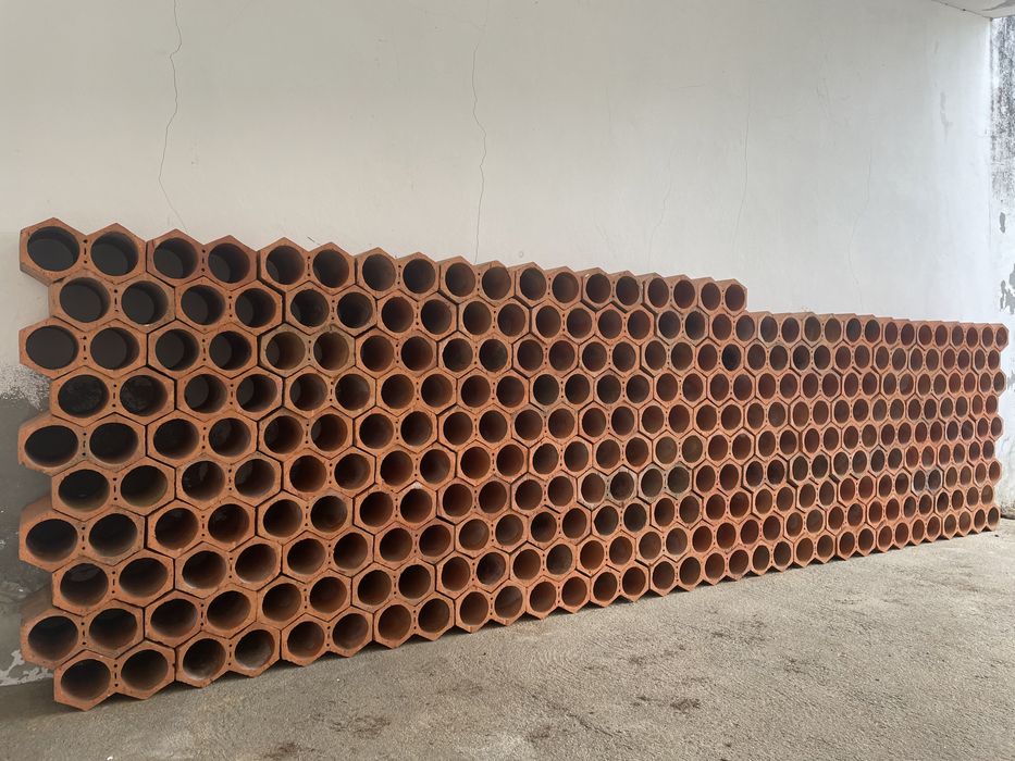 Garrafeira tijolo barro