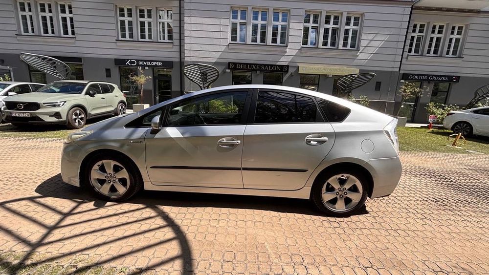 Toyota Prius 30 | 1.8 Hybrid + LPG | 2010