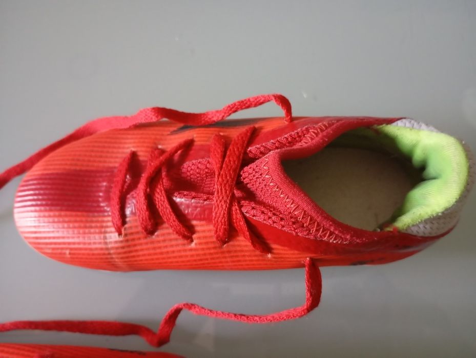 Chuteiras Adidas n.30