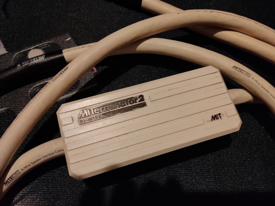 Kable Bee Wire Mit terminator 2 2x220cm