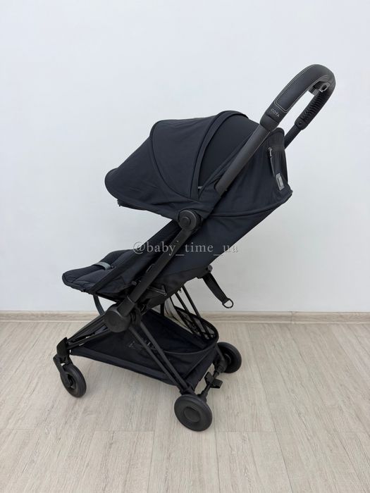 Cybex Coya Black прогулянкова коляска Сайбекс Коя