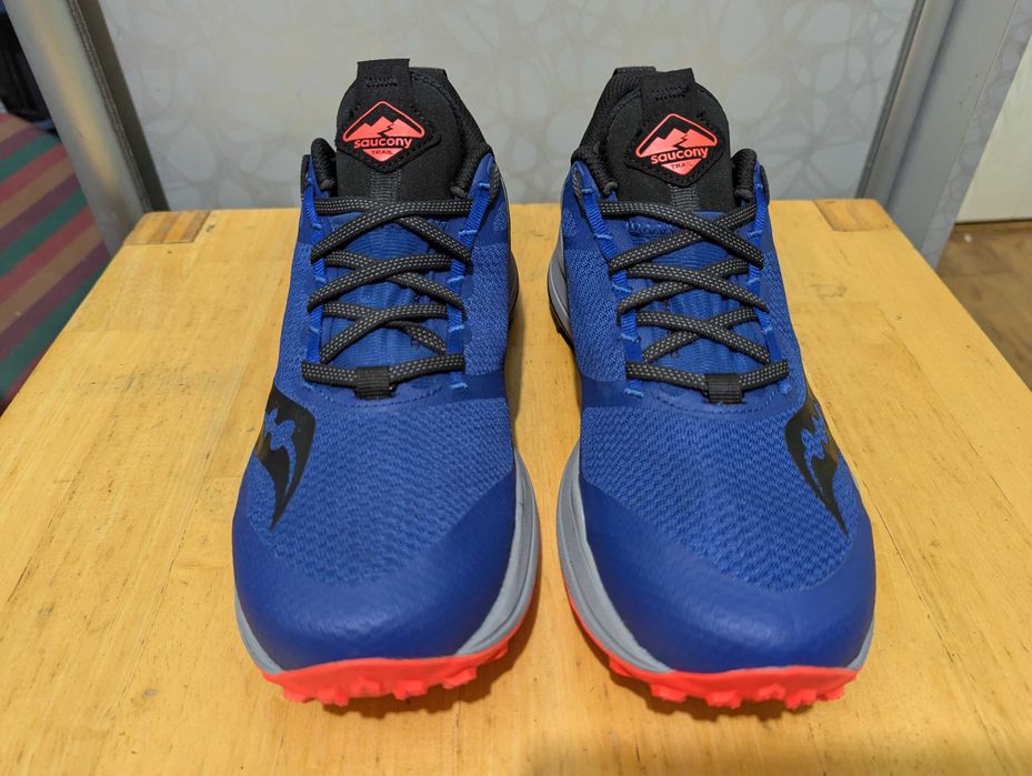 Saucony Xodus Ultra - трекінгові кросівки