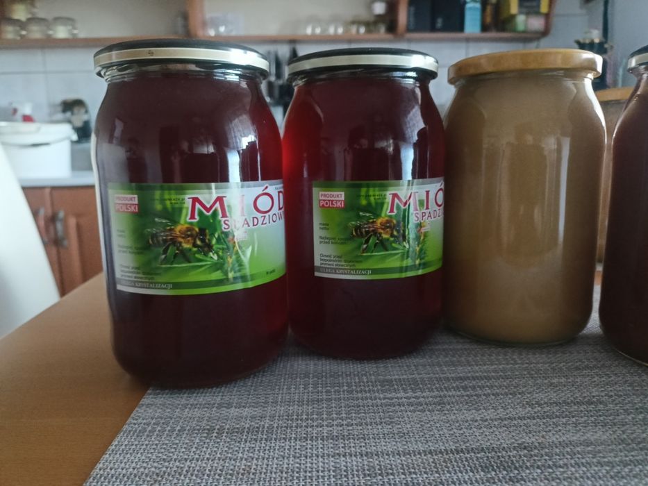 Miód z własnej pasieki dostawa pod wskazany adres