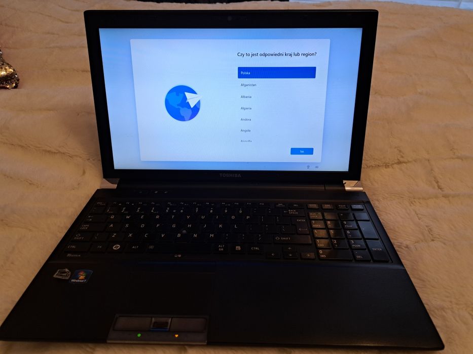 Laptop Toshiba Tecra R850