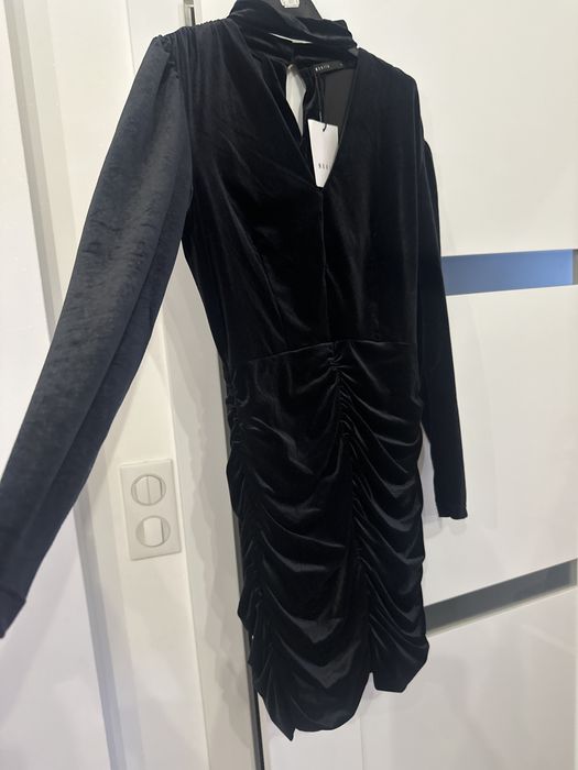 Nowa pluszowa sukienka Mohito