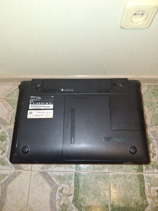 Срочно! Ноутбук Samsung 305E (NP305E5A-S01UA) SSD 120 Gb