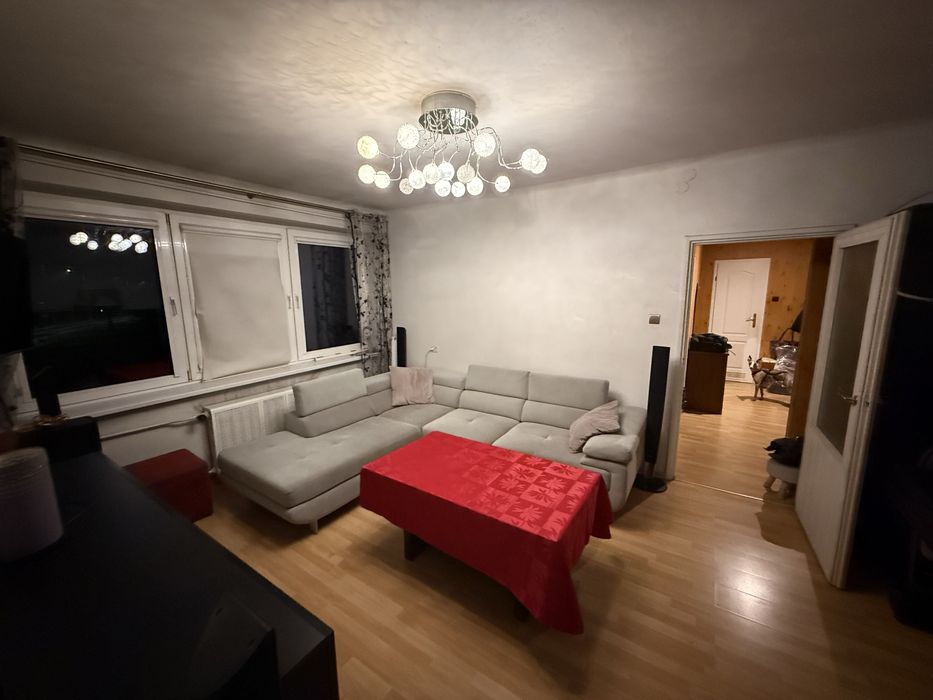 Mieszkanie w domu z dużym ogrodem i garażem