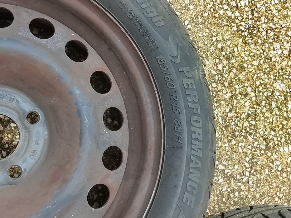 Conjunto Jantes Ferro R15 OPEL MERIVA Ano 2005 4×100 Pneus 185/60 R15